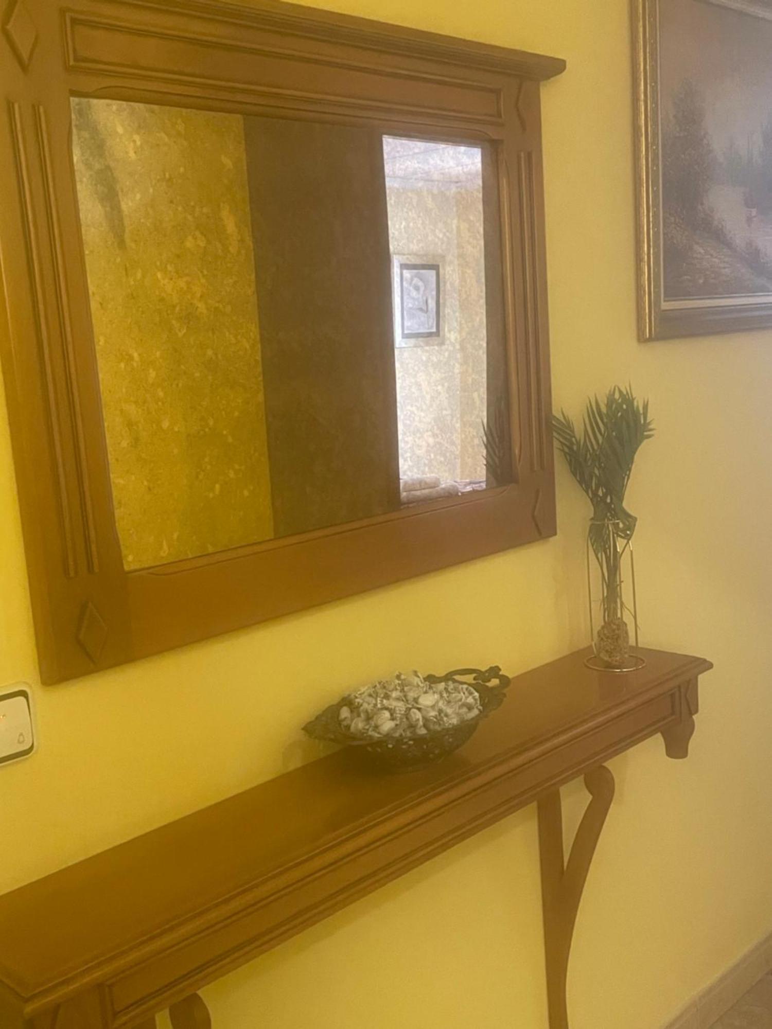 La Posa Hostel Villar del Arzobispo Bagian luar foto